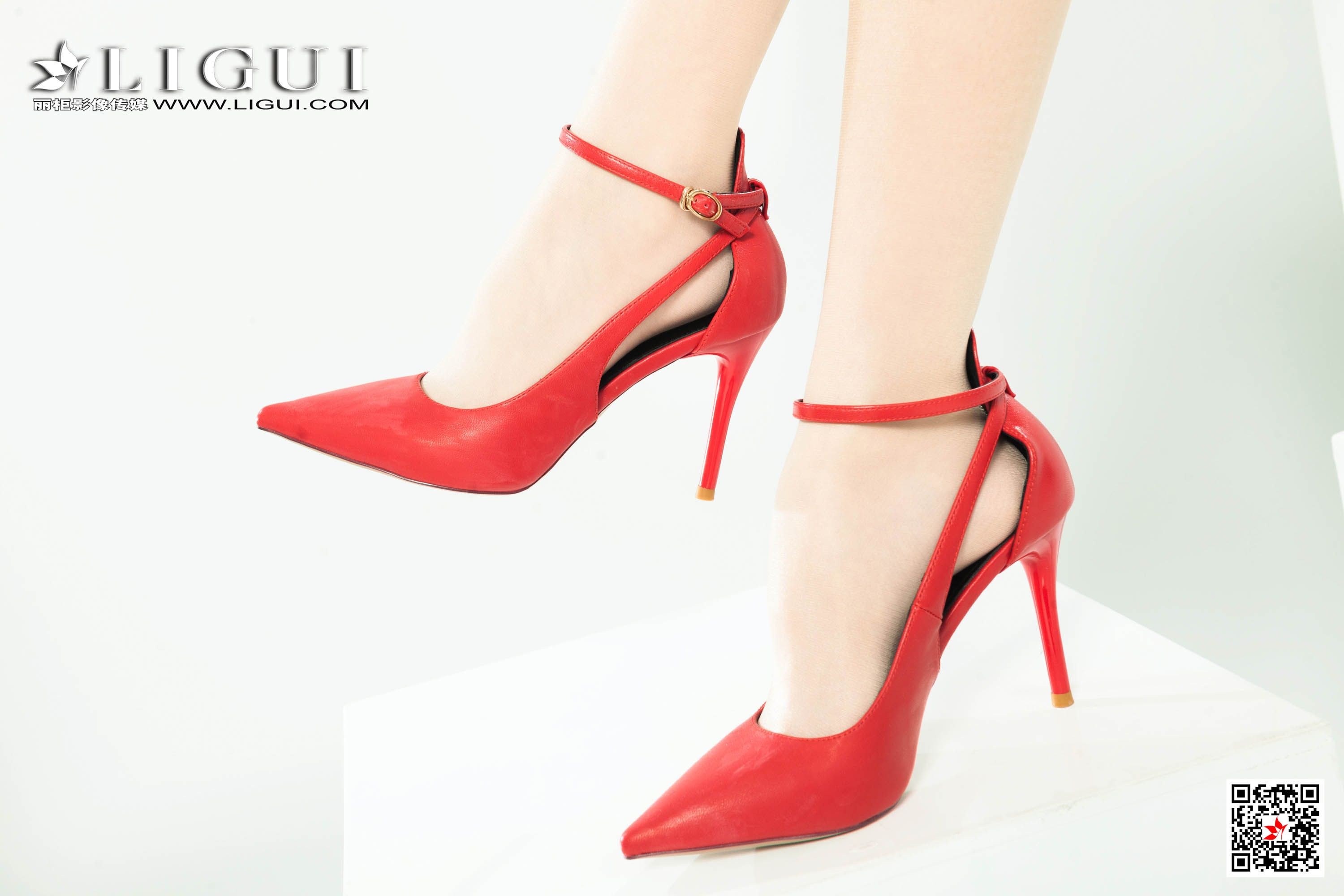 Ligui丽柜  2020.11.09《白色恋人》兔子